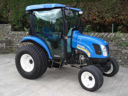 New Holland Boomer 3040, 3045, 3050 Tractor